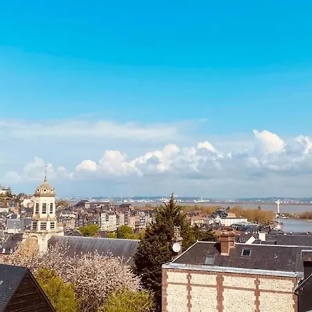 Chez Fifille Dans Parking Prive